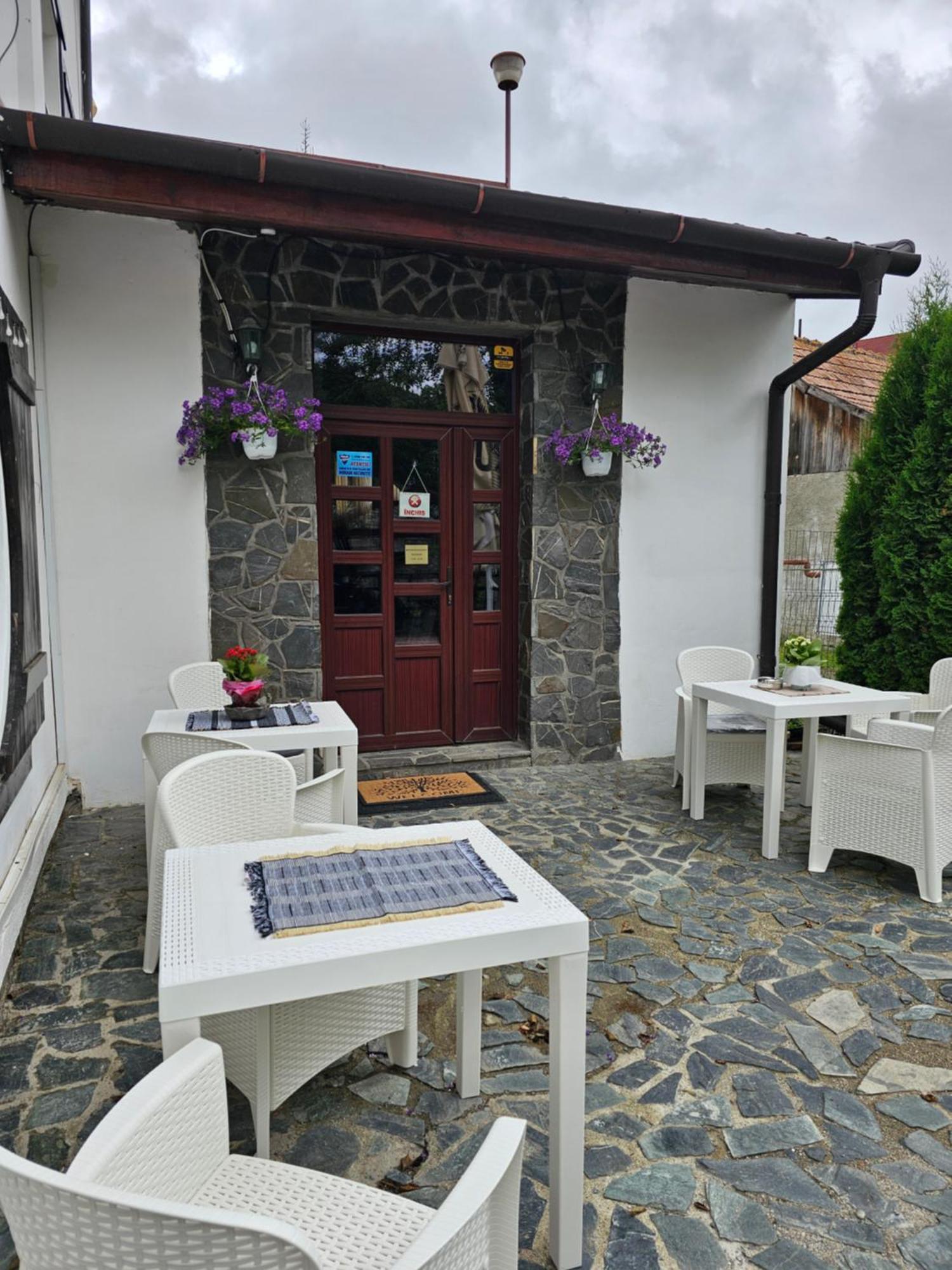 Pensiunea Miruna Moieciu de Jos Exterior foto